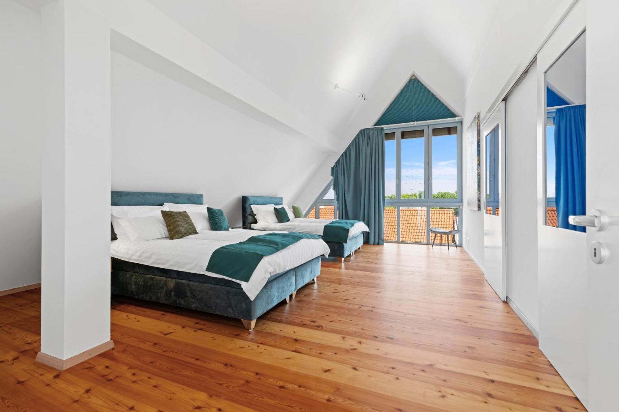 Helloflats - Luxus-Penthouse - Balkon - Parking - Zentrum - Therme - Naehe Flughafen Muc Ердинг Екстериор снимка