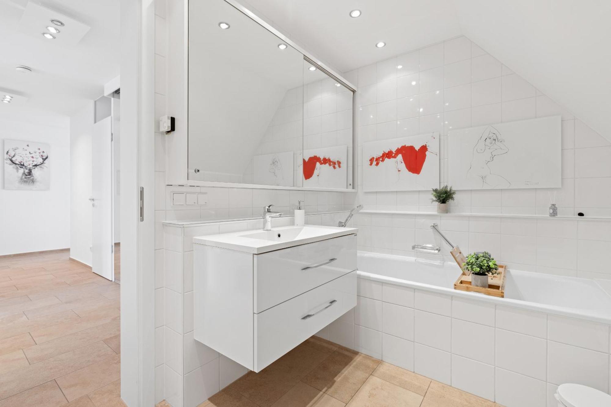 Helloflats - Luxus-Penthouse - Balkon - Parking - Zentrum - Therme - Naehe Flughafen Muc Ердинг Екстериор снимка