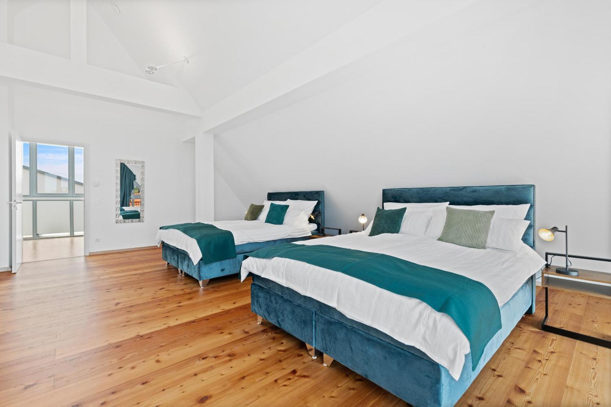 Helloflats - Luxus-Penthouse - Balkon - Parking - Zentrum - Therme - Naehe Flughafen Muc Ердинг Екстериор снимка