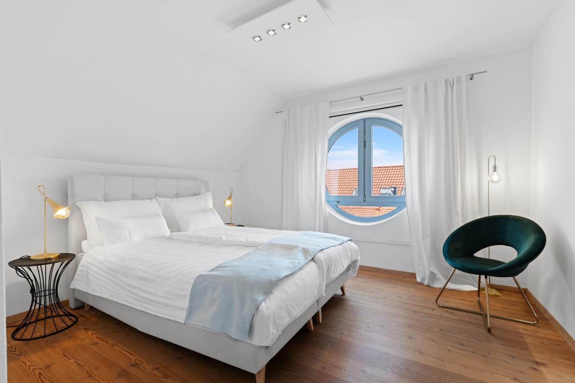Helloflats - Luxus-Penthouse - Balkon - Parking - Zentrum - Therme - Naehe Flughafen Muc Ердинг Екстериор снимка